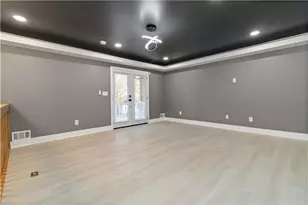 1775 Danrich Dr, Decatur, GA 30032 - Photo 9