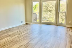 280 N Farm Dr, Alpharetta, GA 30004 - Photo 19