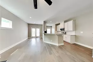 6423 Shalks Xing Dr, Lithonia, GA 30058 - Photo 5