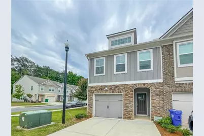 6423 Shalks Crossing Drive, Lithonia, GA 30058 - Photo 3