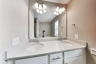 6423 Shalks Xing Dr, Lithonia, GA 30058 - Photo 11