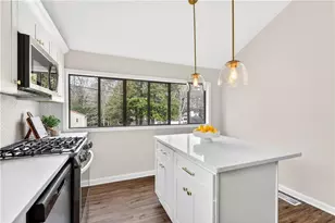 4933 Dana Dr NE, Kennesaw, GA 30144 - Photo 11