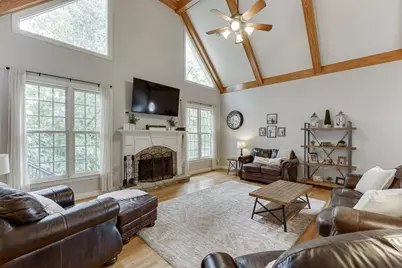 6100 Wild Timber Road, Sugar Hill, GA 30518 - Photo 17