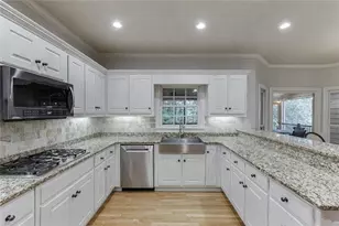 6100 Wild Timber Rd, Sugar Hill, GA 30518 - Photo 13