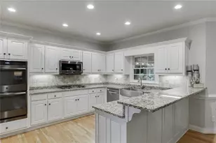 6100 Wild Timber Rd, Sugar Hill, GA 30518 - Photo 11