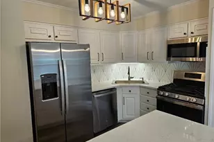 742 Olde Towne Ln, Marietta, GA 30068 - Photo 7