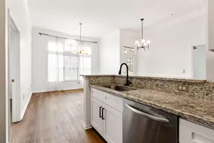 2700 Pine Tree Road NE, Atlanta, GA 30324 - Photo 21