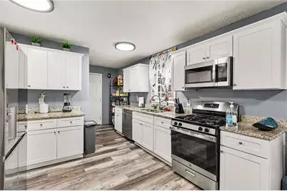 7133 Carolyn Circle, Lithia Springs, GA 30122 - Photo 5