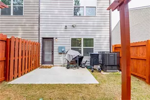 3006 Bayrose Cir, Atlanta, GA 30344 - Photo 15