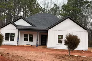 337 W Ridgeway Rd, Maysville, GA 30558 - Photo 5