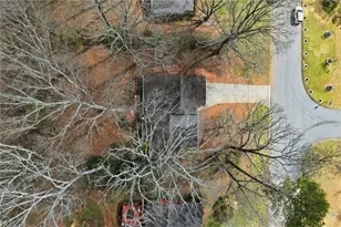 3396 Deshong Dr, Stone Mountain, GA 30087 - Photo 39