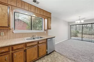 3396 Deshong Dr, Stone Mountain, GA 30087 - Photo 33