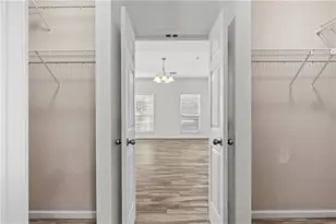 5641 Roswell Rd, Atlanta, GA 30342 - Photo 13