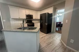 1485 Oglethorpe Run Ln, Suwanee, GA 30024 - Photo 3