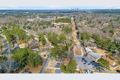 2708 Lancaster Drive, Atlanta, GA 30344 - Photo 33