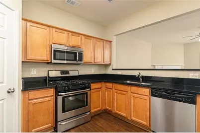 2031 Lake Shore Overlook Drive, Kennesaw, GA 30152 - Photo 11