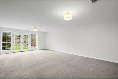 2841 Royal Bluff, Decatur, GA 30030 - Photo 23