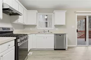 4860 Wade Valley Way, Cumming, GA 30040 - Photo 15