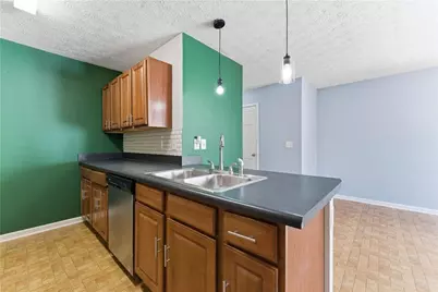 8368 Carlington Lane, Jonesboro, GA 30236 - Photo 11