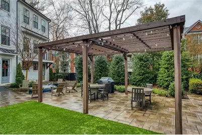 4437 Buckley Way NE, Atlanta, GA 30342 - Photo 37