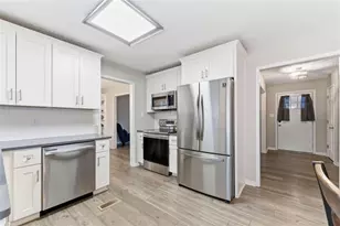 11846 Pine Needle Ln, Hampton, GA 30228 - Photo 13