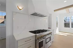 1070 Fleming Street SE, Smyrna, GA 30080 - Photo 9