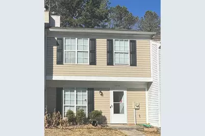 5743 Wells Circle, Stone Mountain, GA 30087 - Photo 1