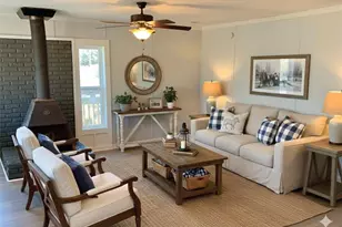 6525 Bermuda Ln, Flowery Branch, GA 30542 - Photo 5