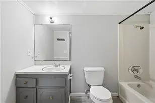 212 Chandler St, Calhoun, GA 30701 - Photo 17