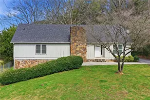 212 Chandler St, Calhoun, GA 30701 - Photo 3