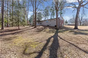3694 Pinehill Cir, Acworth, GA 30101 - Photo 43