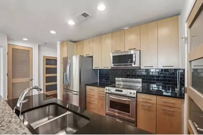 3324 Peachtree Road NE #2301, Atlanta, GA 30326 - Photo 13