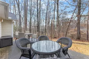 8450 Emerald Pointe Ln, Gainesville, GA 30506 - Photo 31