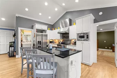 8450 Emerald Pointe Lane, Gainesville, GA 30506 - Photo 15