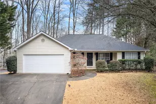 8450 Emerald Pointe Ln, Gainesville, GA 30506 - Photo 1