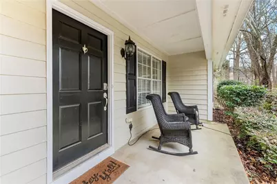 8450 Emerald Pointe Lane, Gainesville, GA 30506 - Photo 7