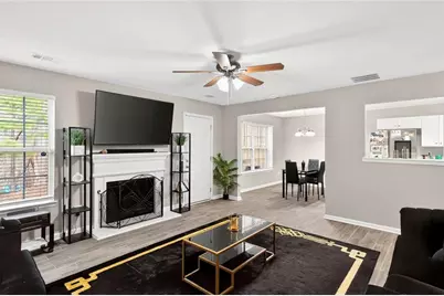 4406 Ravenwood Drive, Union City, GA 30291 - Photo 9