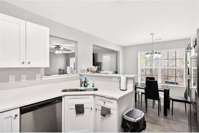 4406 Ravenwood Drive, Union City, GA 30291 - Photo 13