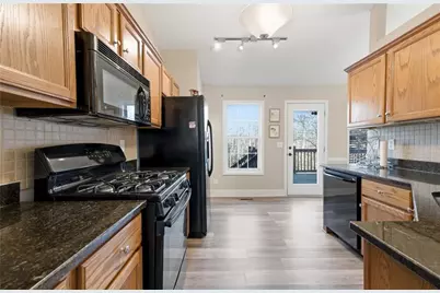 20 Miners Point SE, Acworth, GA 30102 - Photo 7