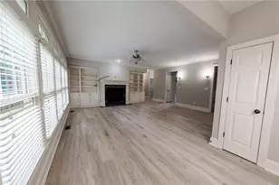 3245 Sparling St, Cumming, GA 30041 - Photo 11