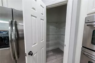 3245 Sparling St, Cumming, GA 30041 - Photo 3