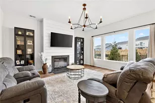 709 Michigan Cir, Hoschton, GA 30548 - Photo 7