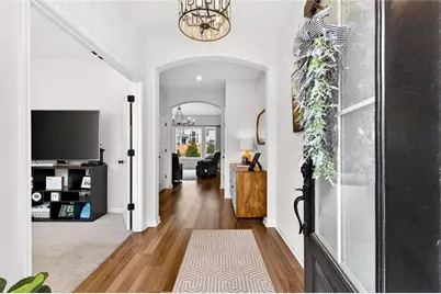 709 Michigan Circle, Hoschton, GA 30548 - Photo 3