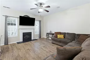 2100 Waterleaf Dr, Buford, GA 30519 - Photo 7