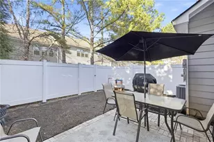 2100 Waterleaf Dr, Buford, GA 30519 - Photo 25