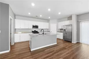 21 Golden Eagle Pkwy, Braselton, GA 30517 - Photo 11