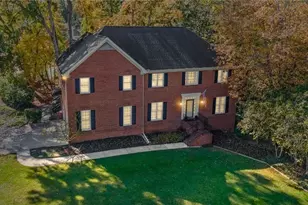 4035 Willows Way, Marietta, GA 30062 - Photo 9