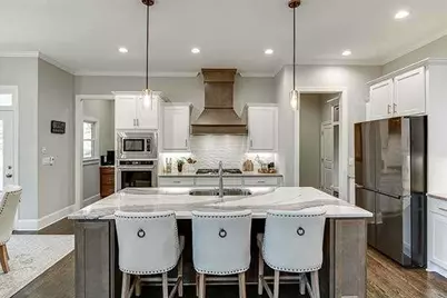 4610 Blakeford Court, Flowery Branch, GA 30542 - Photo 9