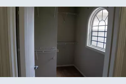 2476 Suwanee Pointe Drive, Lawrenceville, GA 30043 - Photo 13