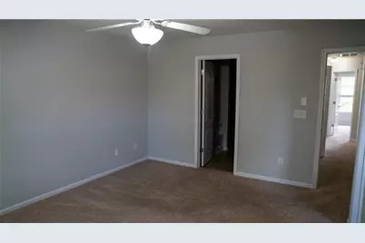 2476 Suwanee Pointe Drive, Lawrenceville, GA 30043 - Photo 11